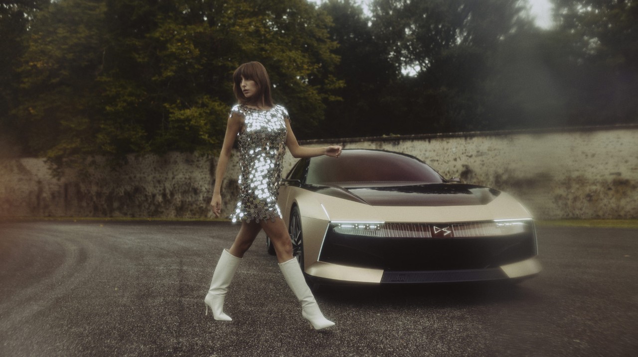 SM TRIBUTE face avant